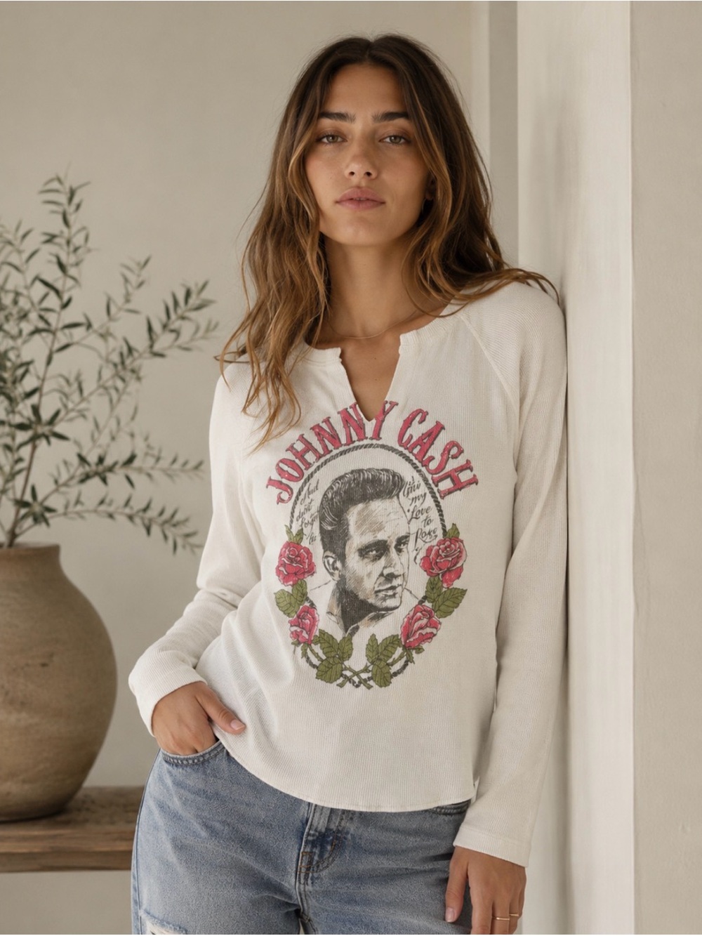 Daydreamer Johnny Cash Roses Waffle Thermal Top Size Small